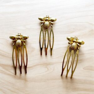PEINAS ABEJAS
